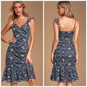 Fleur Allured Lace Midi